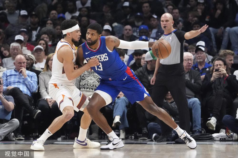 主场观众的 主场观众的