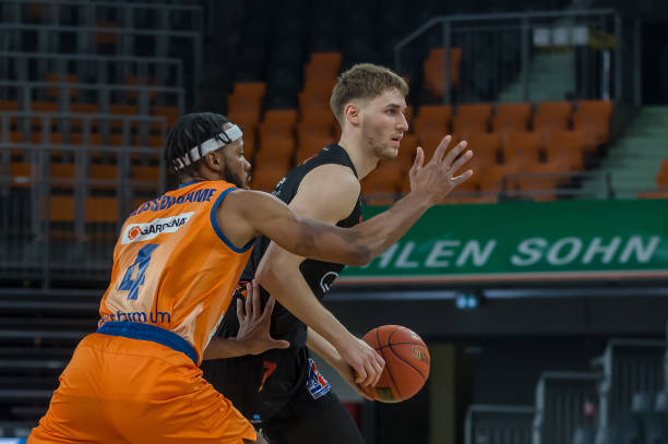 正在将梦想 正在将梦想