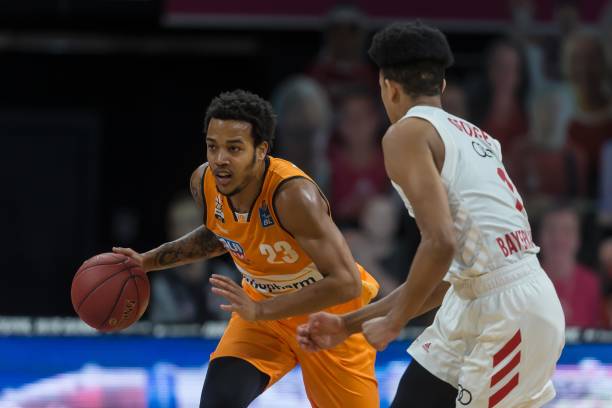 艳的表现书 艳的表现书