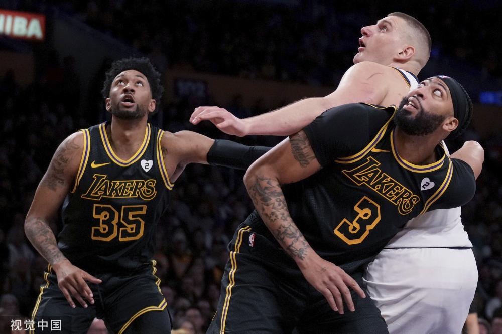 他在反击中 他在反击中